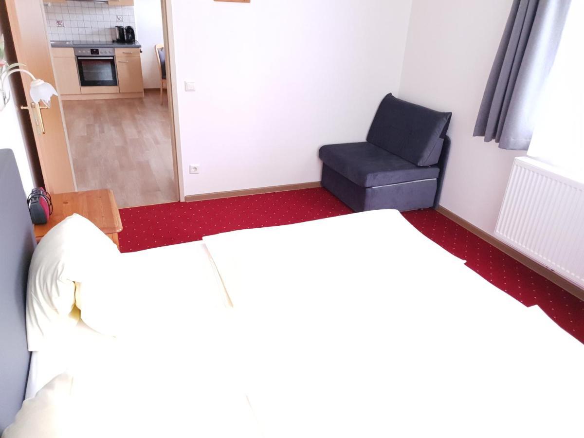 One-Bedroom Apartment with Balcony,1002138081:JPEG