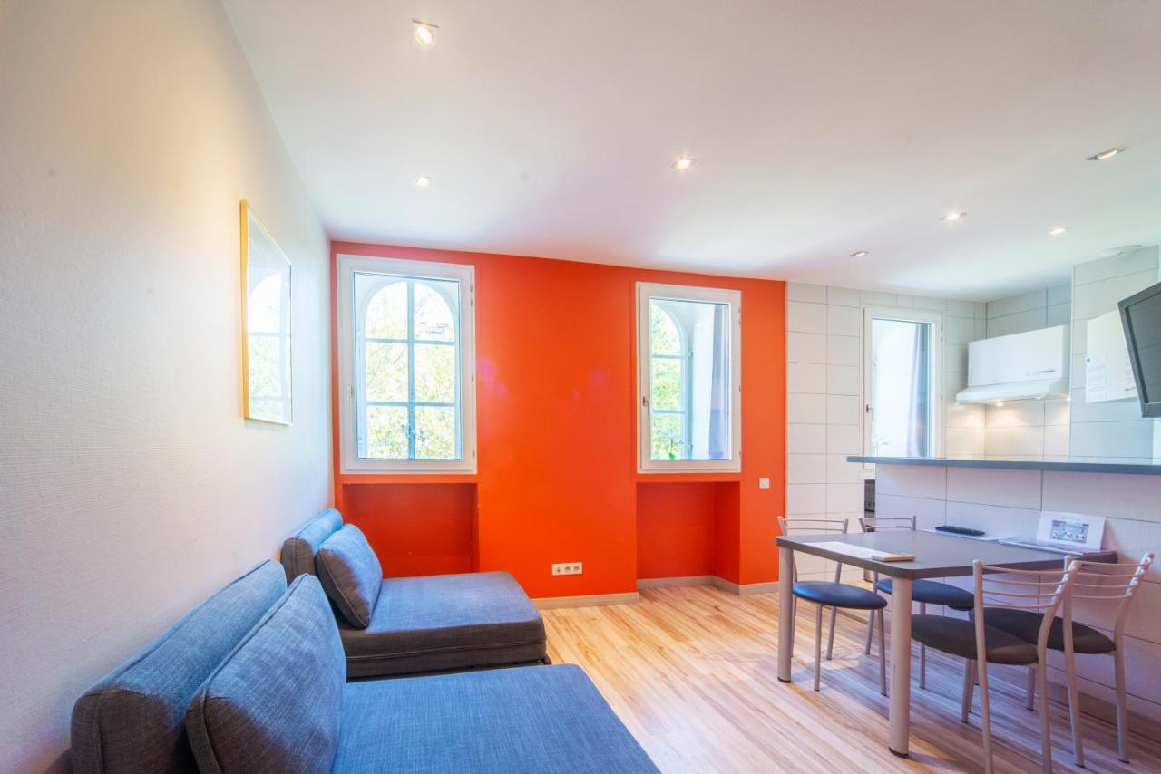 One-Bedroom Premier Apartment