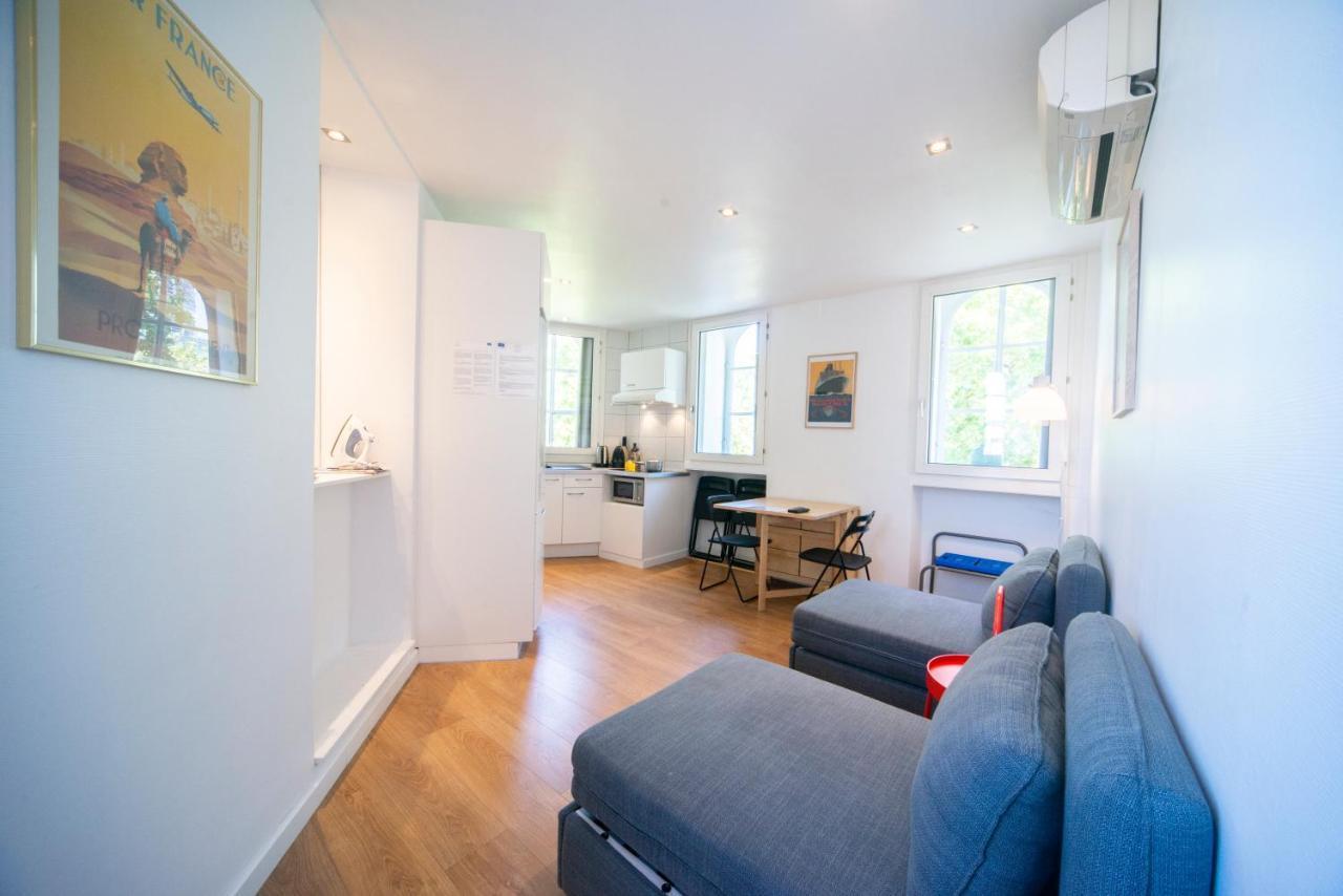Two-Bedroom Apartment City View
