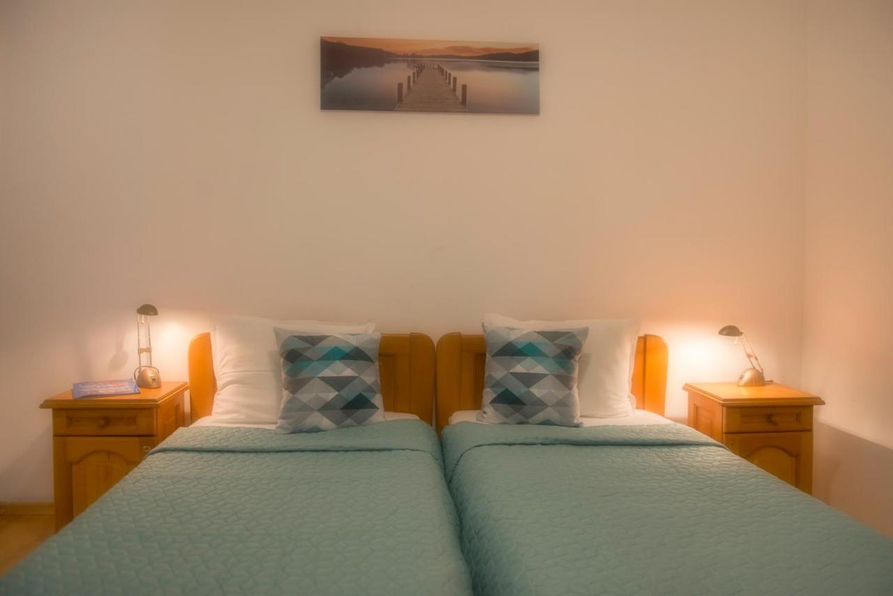 1-Bedroom Apartment