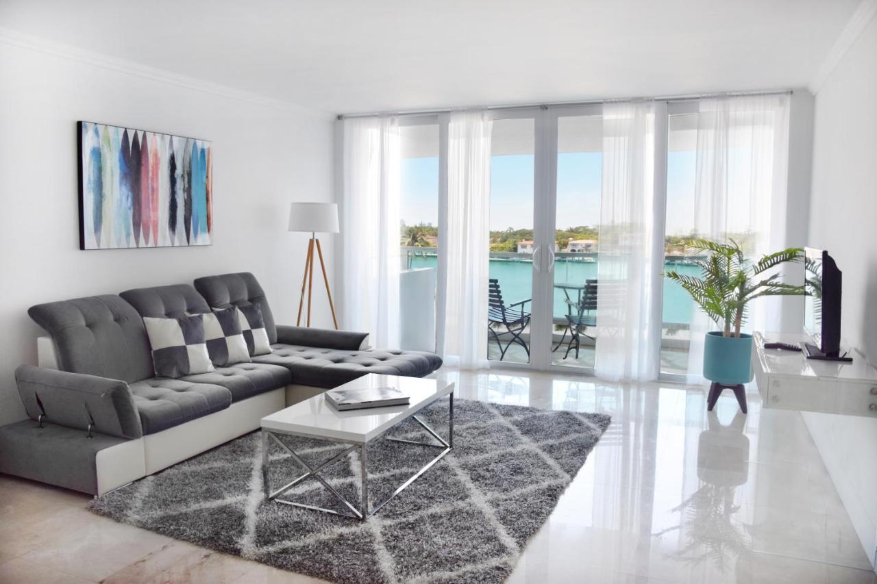 Deluxe Cityview Suite 1 Bedroom & 15 Bath Balcony