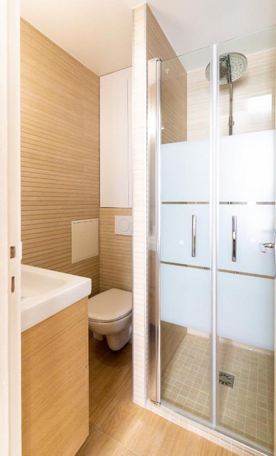 Studio Apartment,1138921219:JPEG