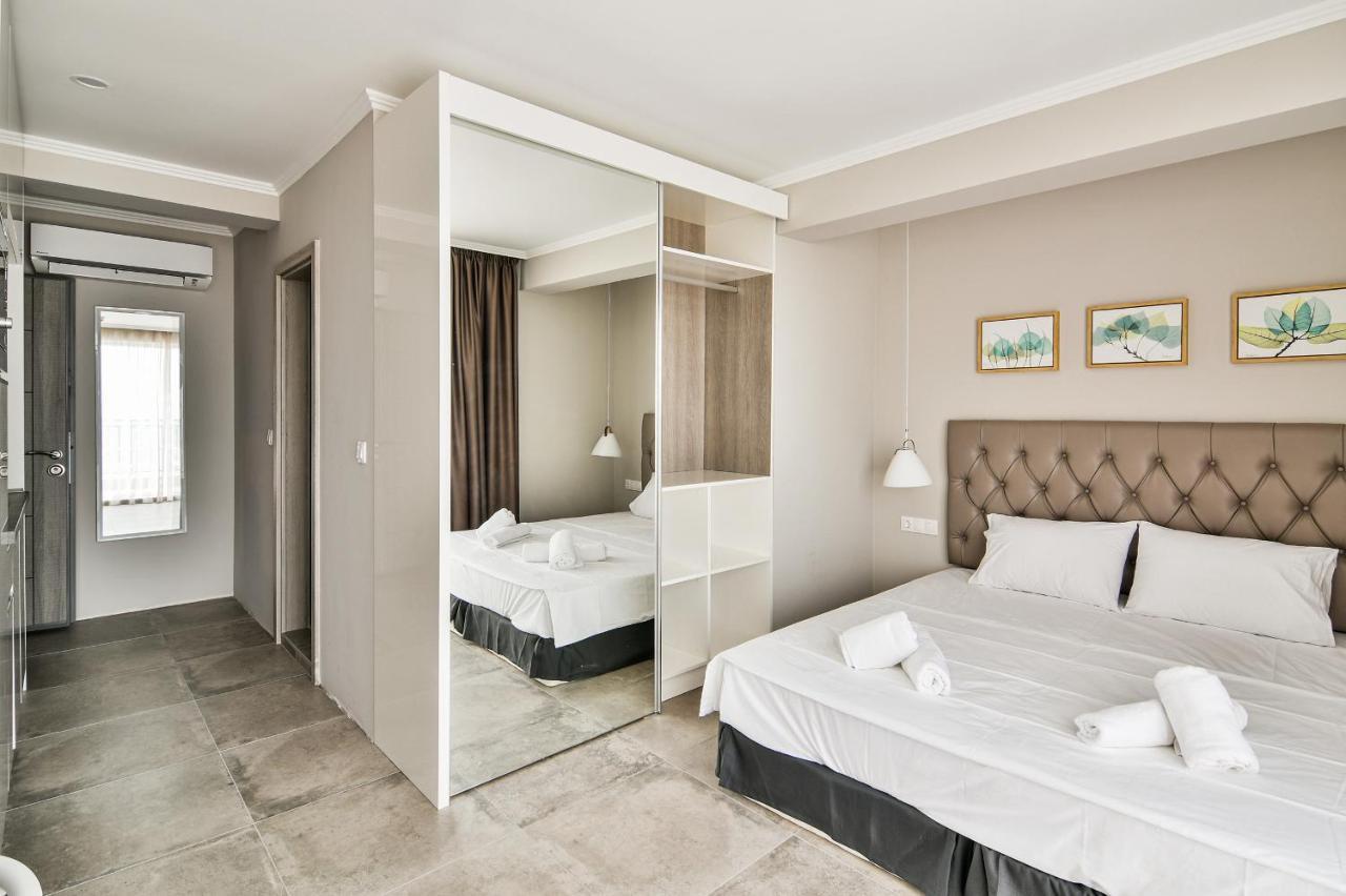 Habitación Doble Deluxe con balcón y vistas al mar
