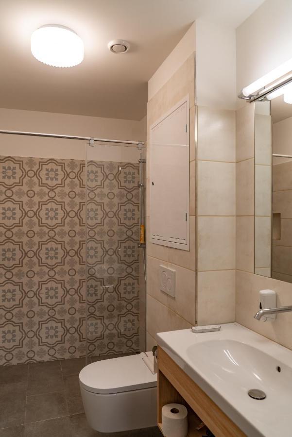 Standard Suite