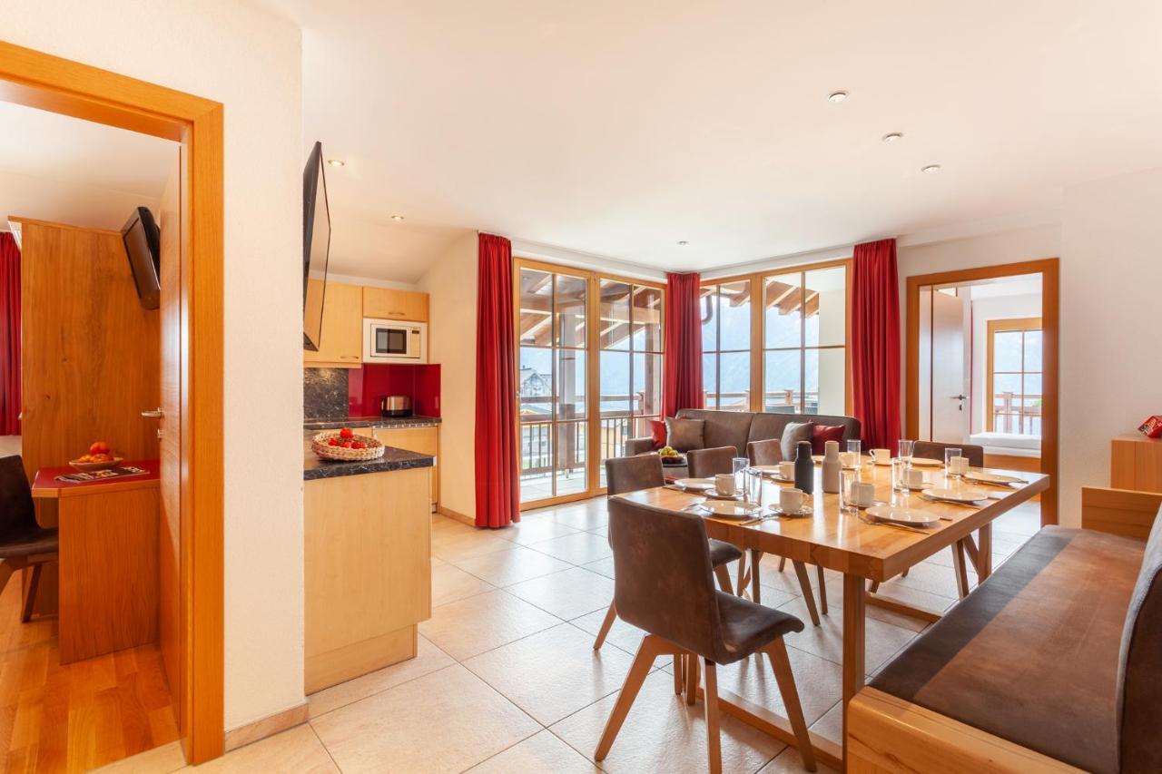Two-Bedroom Apartment Infrared cabin,1145832820:JPEG