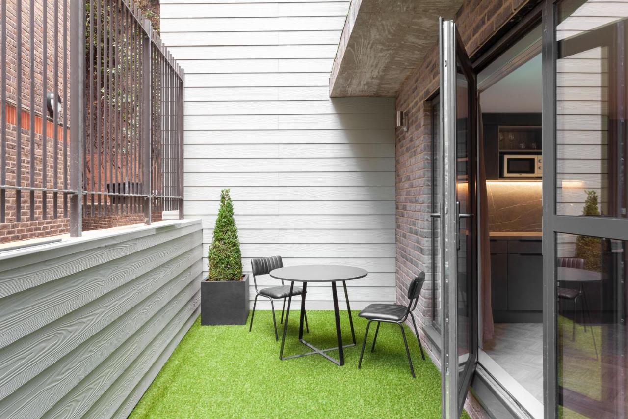 Family Room Terrace