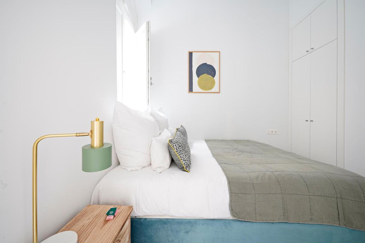 Large 1 Bedroom Apartment with Sofa Bed,1158874505:JPEG