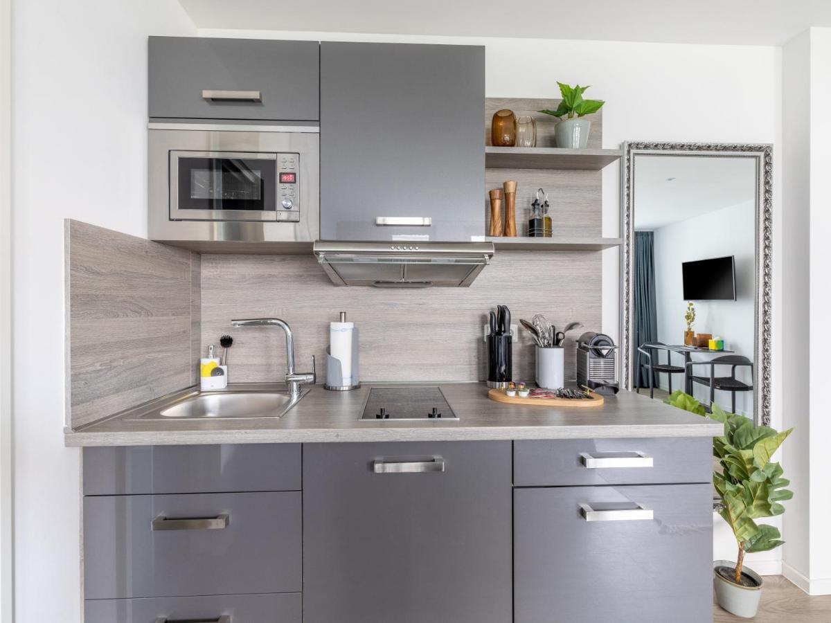 Suite M with Courtyard View,1165097628:JPEG