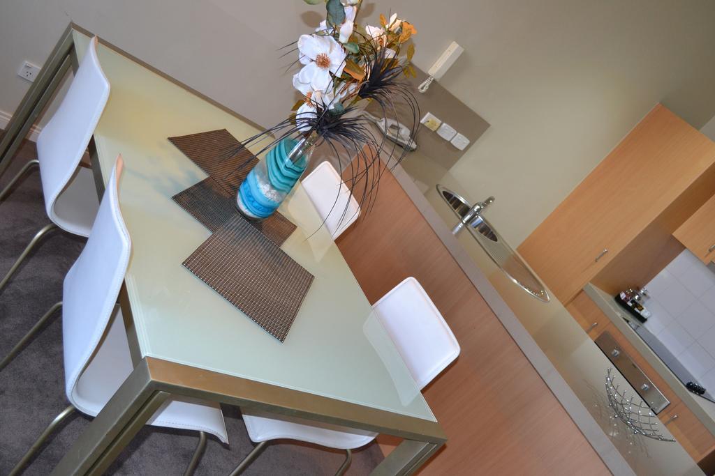 Two-Bedroom, One-Bathroom Standard Apartment,343806217:JPEG