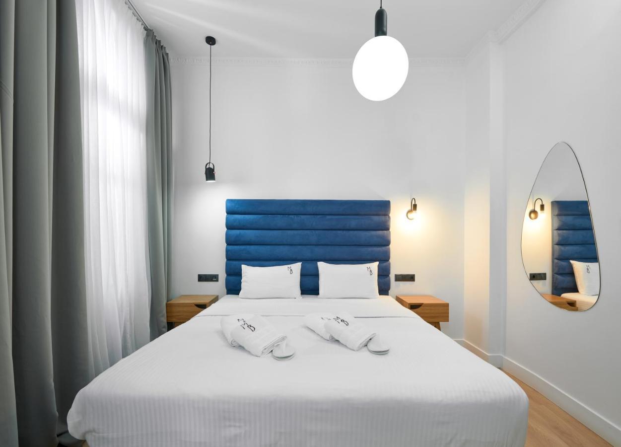 Deluxe Double Room,1766326384:JPEG