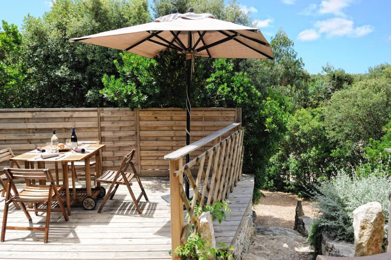 Casa (2 Adultos + 2 Niños) con terraza y vistas al aparcamiento