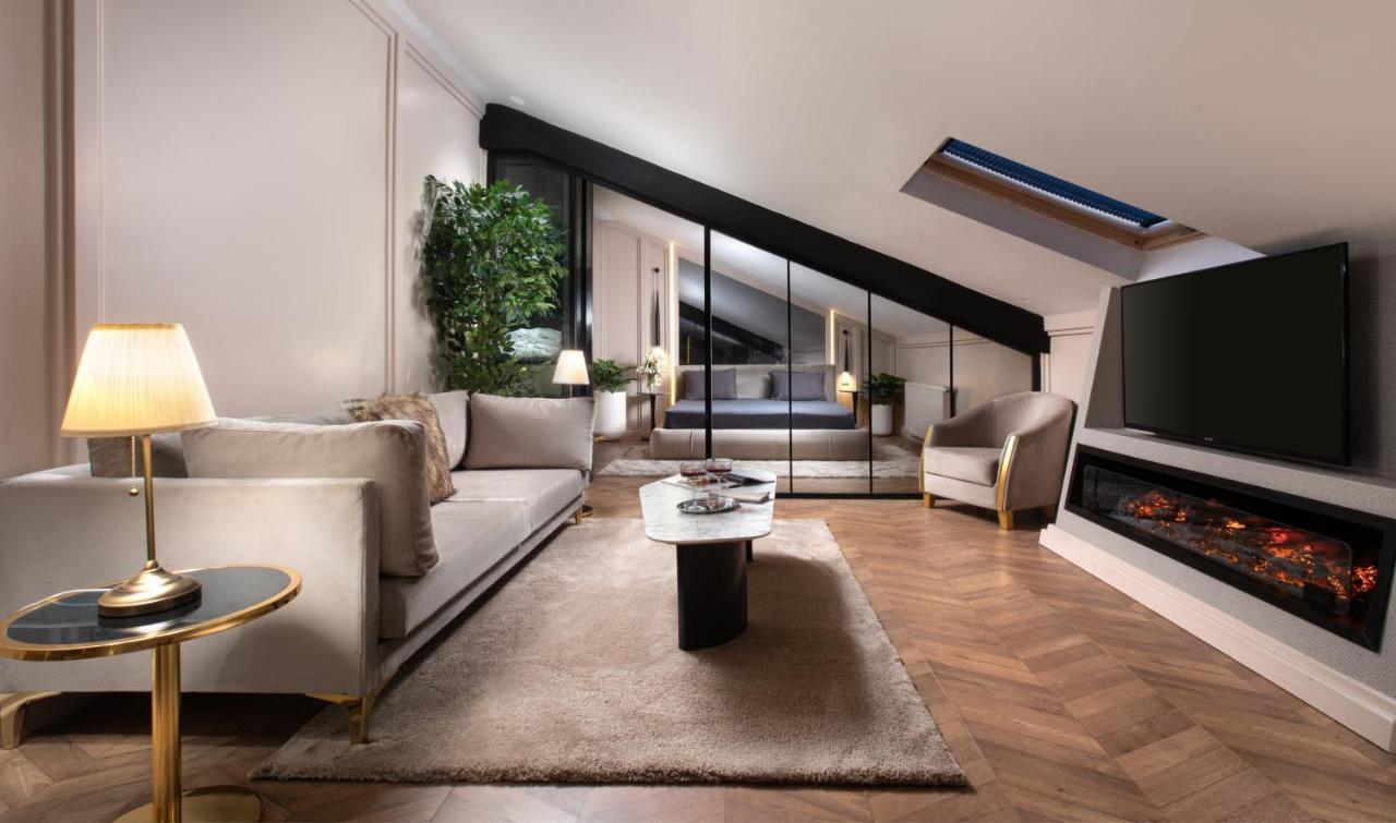 Executive Penthouse Suite mit Kamin und Badewanne