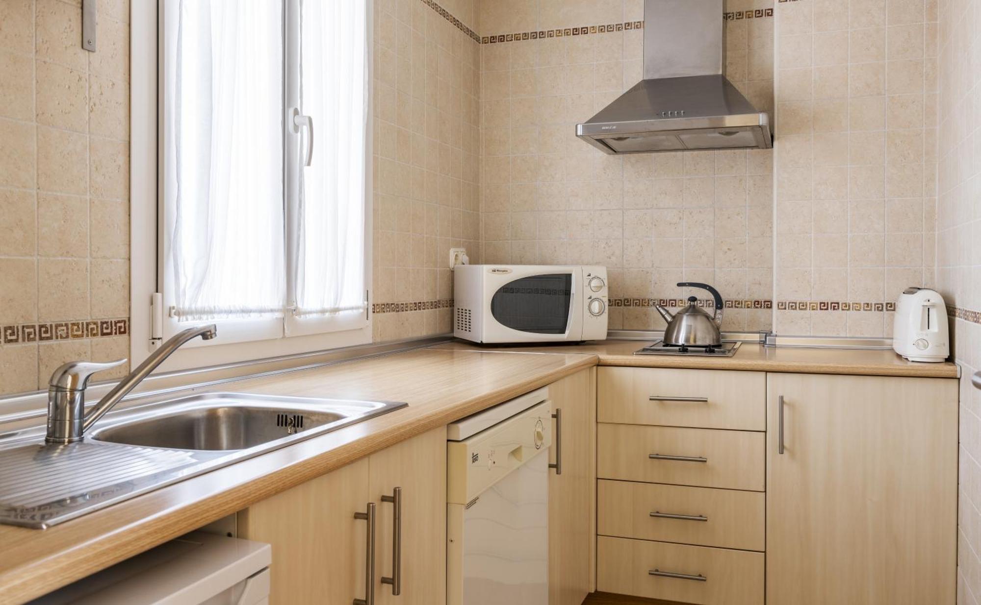 One-Bedroom Apartment (2 Adults)
