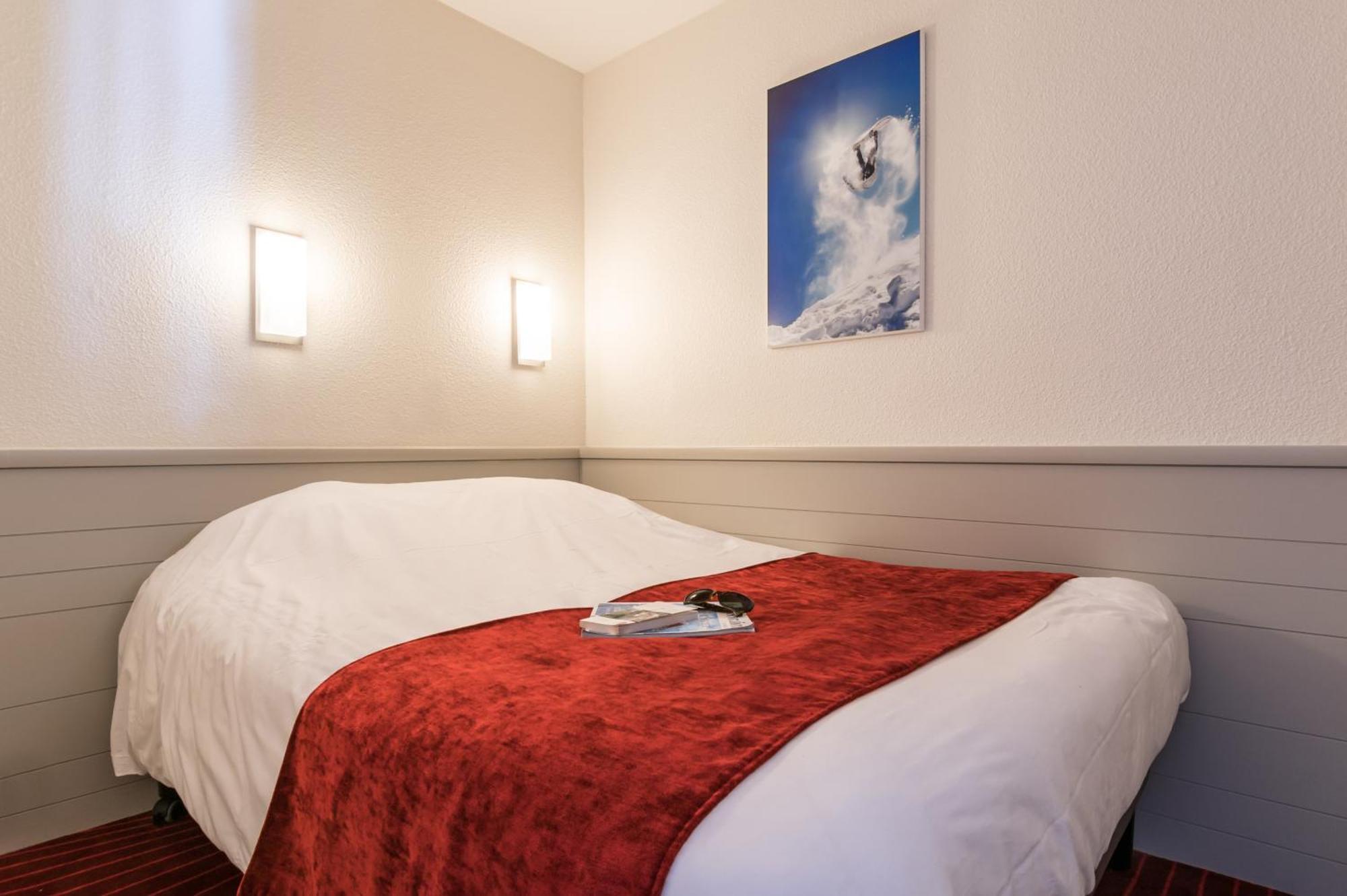 One-Bedroom Apartment (4 People) - Mountain View