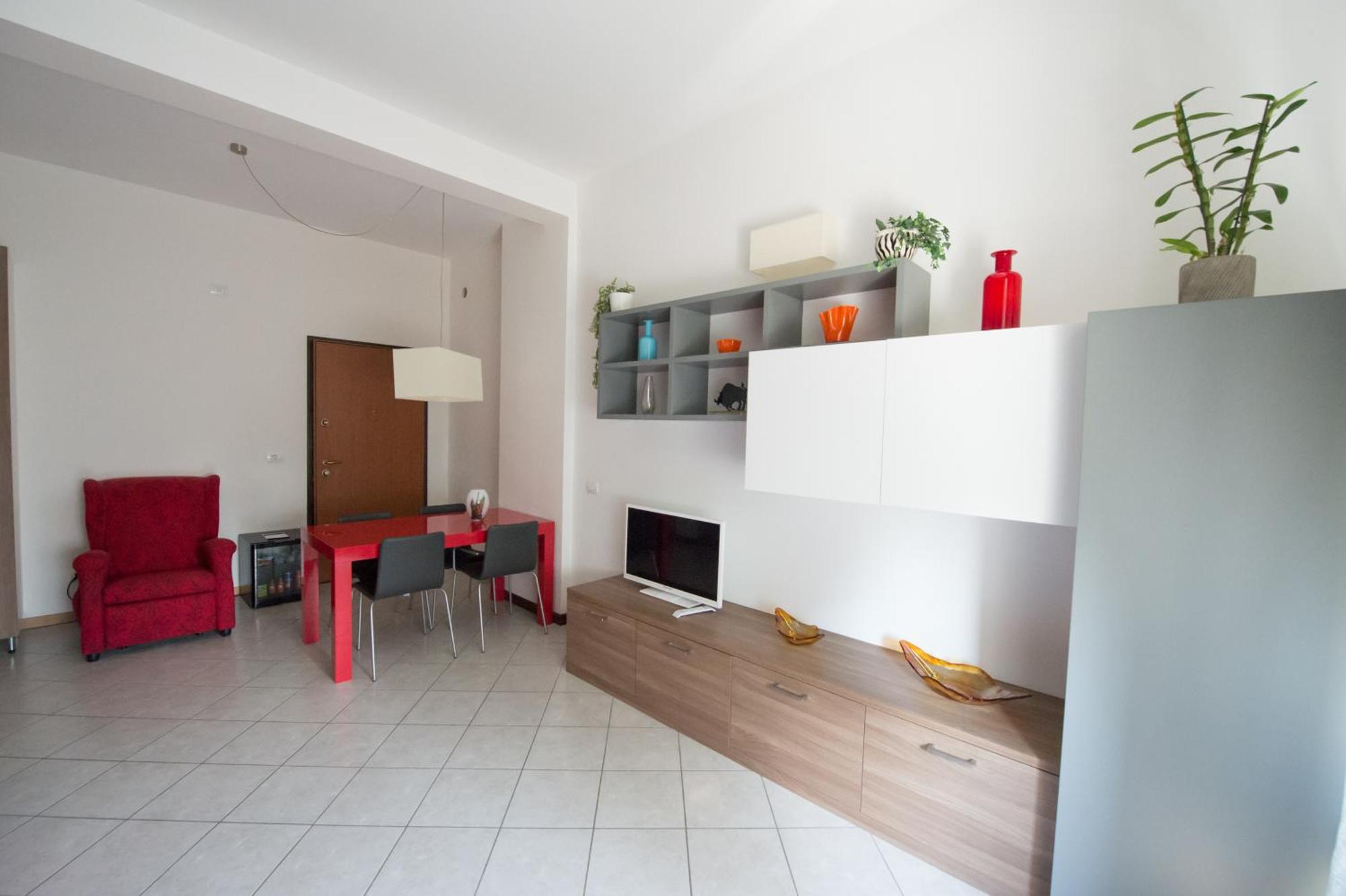 Family Room,1209387871:JPEG