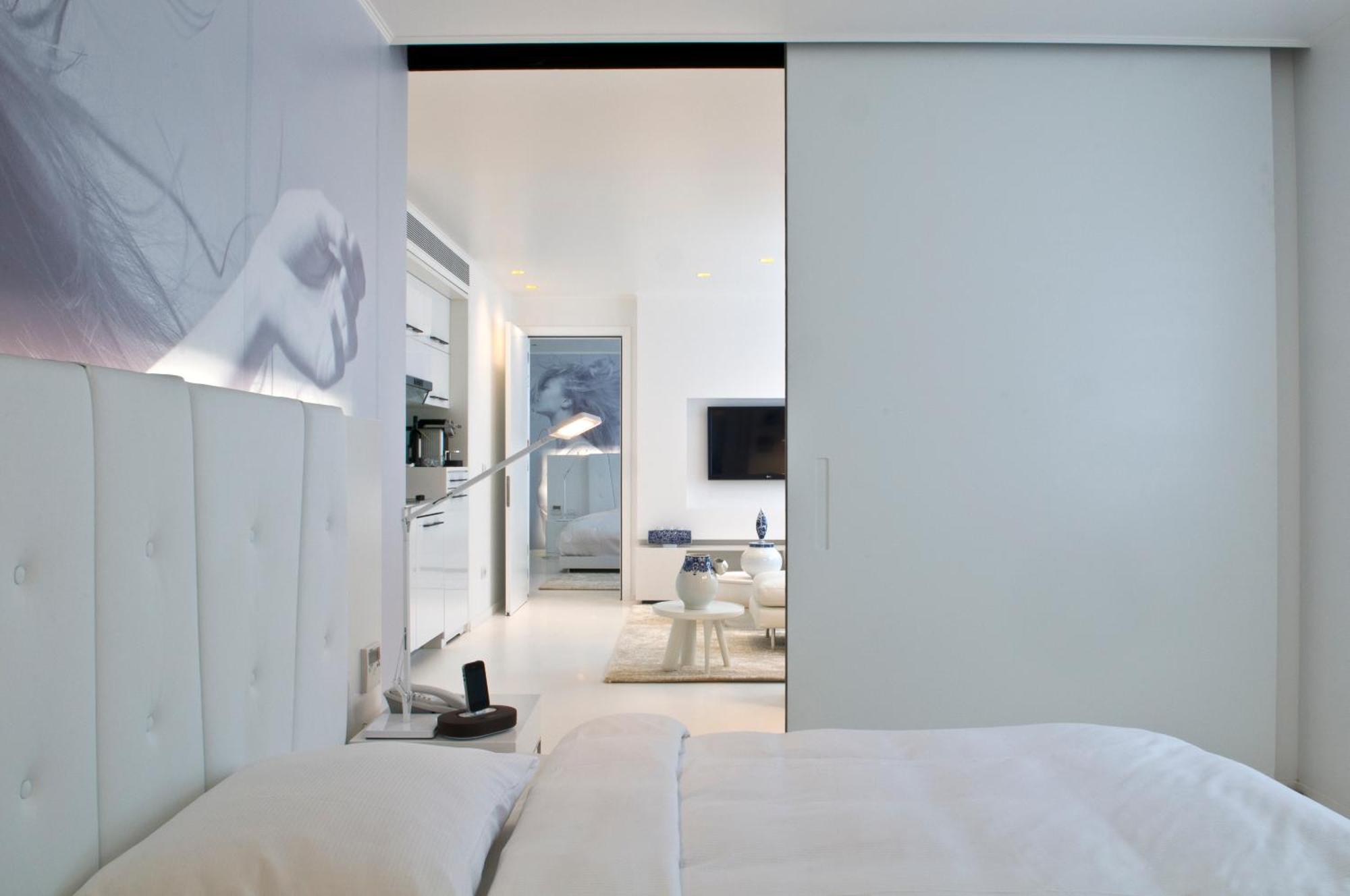 Standard Apartment,1540621414:JPEG