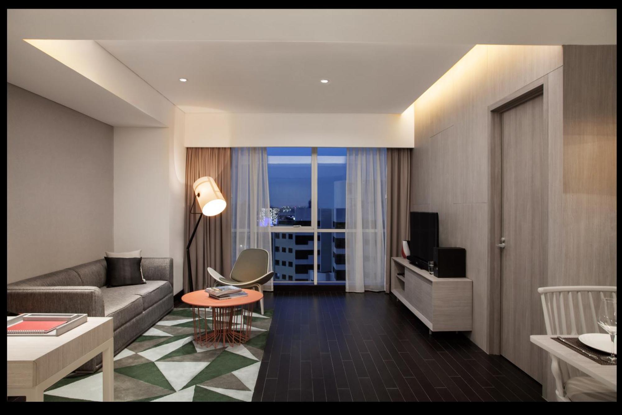 Executive One Bedroom Apartment,1221914113:JPEG