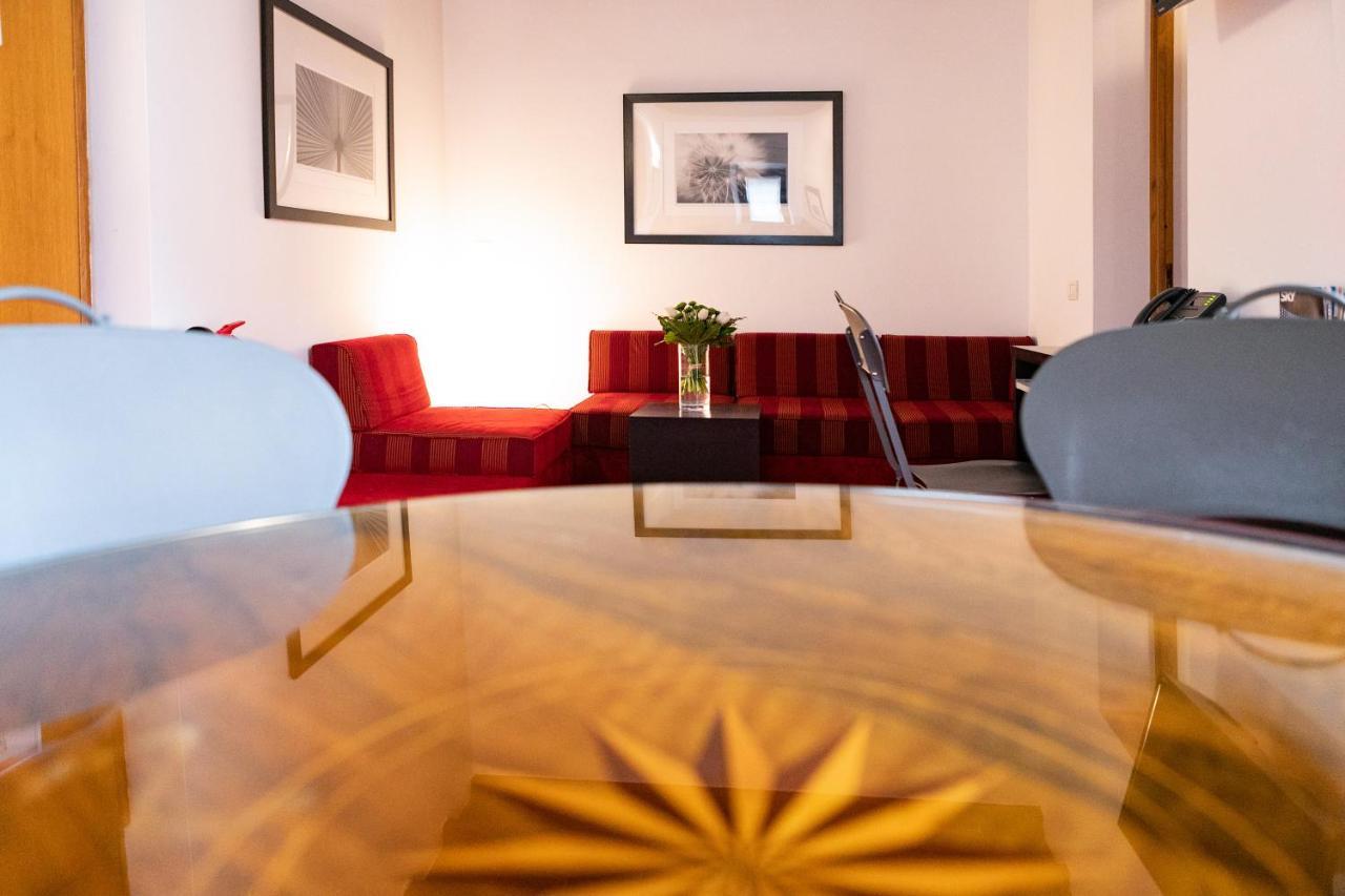 One-Bedroom Apartment Babuino 172