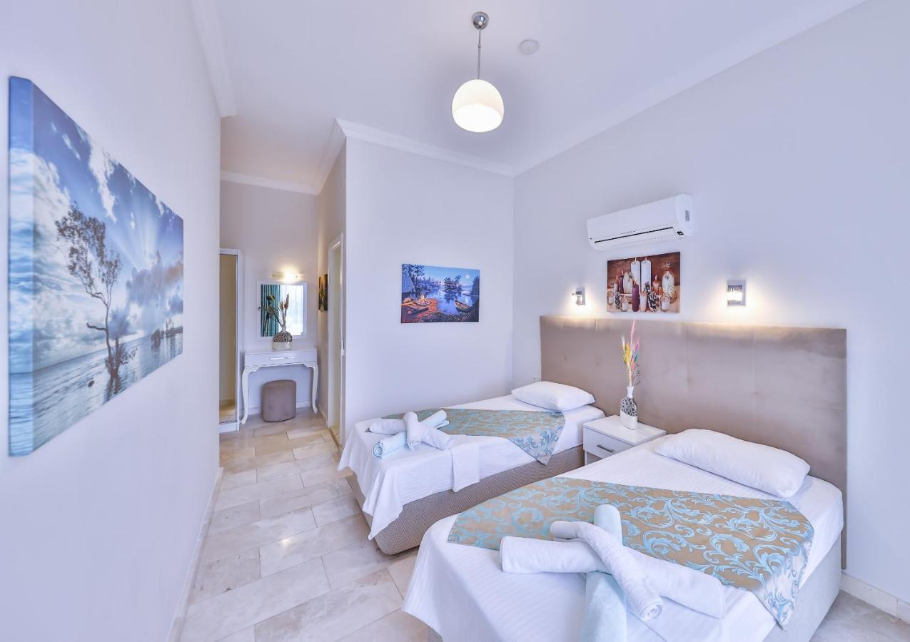 Tree Bedroom with Private Pool 2,1252942462:JPEG