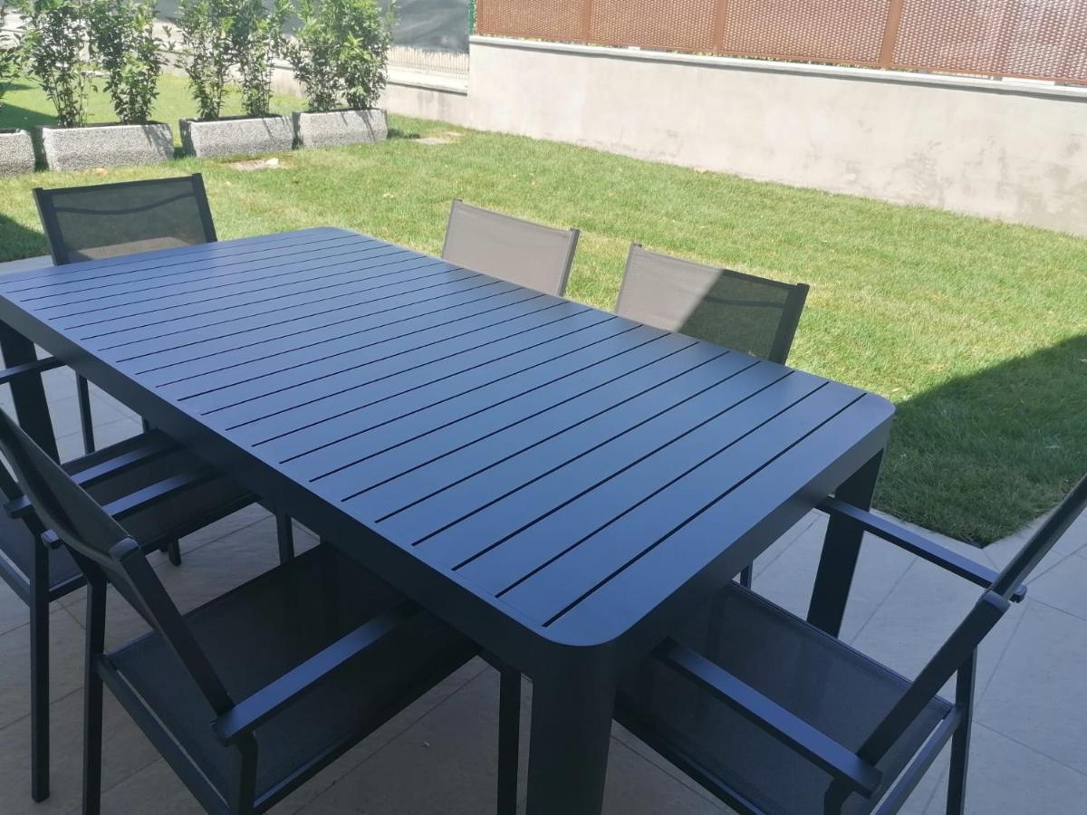 Deluxe Appartement met 2 Slaapkamers - Dependance Uitzicht op Tuin