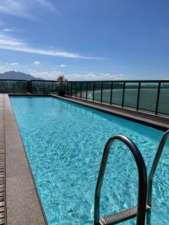 Apartamento com Varanda