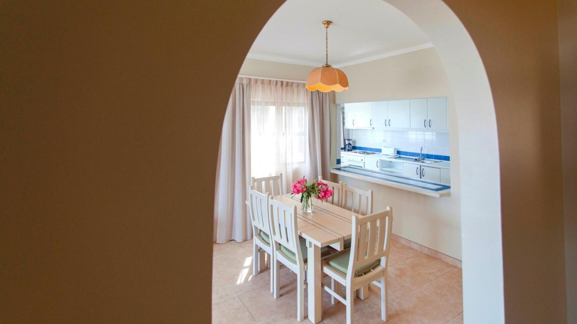 Apartamento com 1 Quarto e Vista Mar