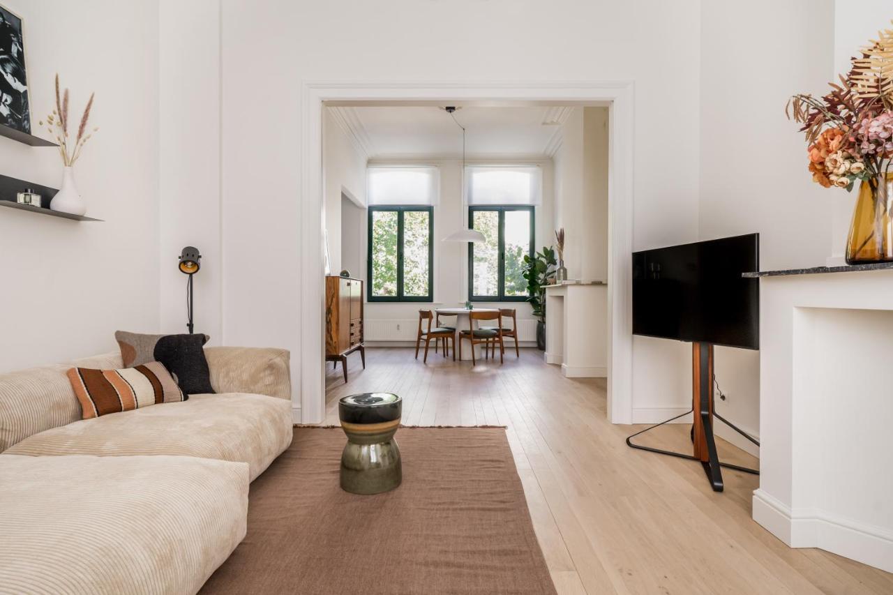 Deluxe Apartment,1296512599:JPEG