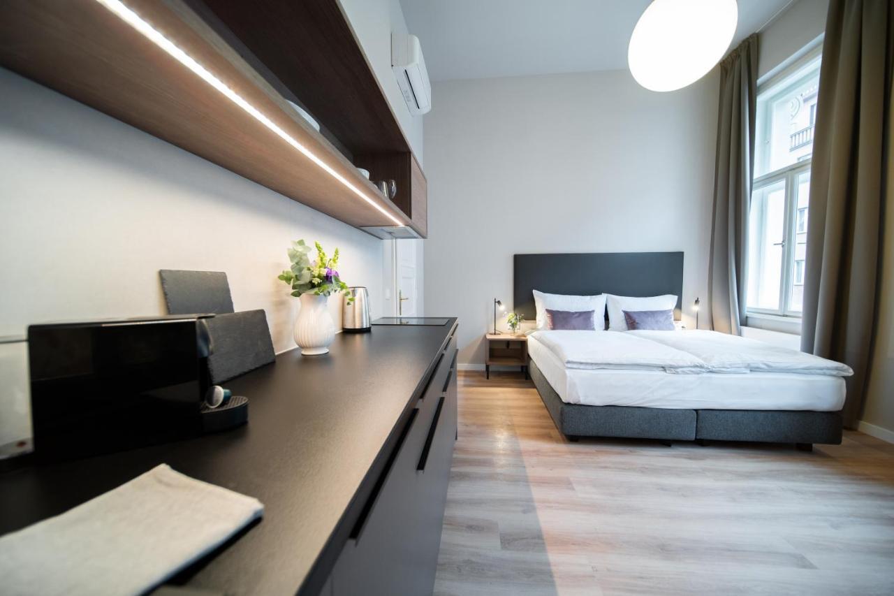 Studio Apartment,1296972871:JPEG