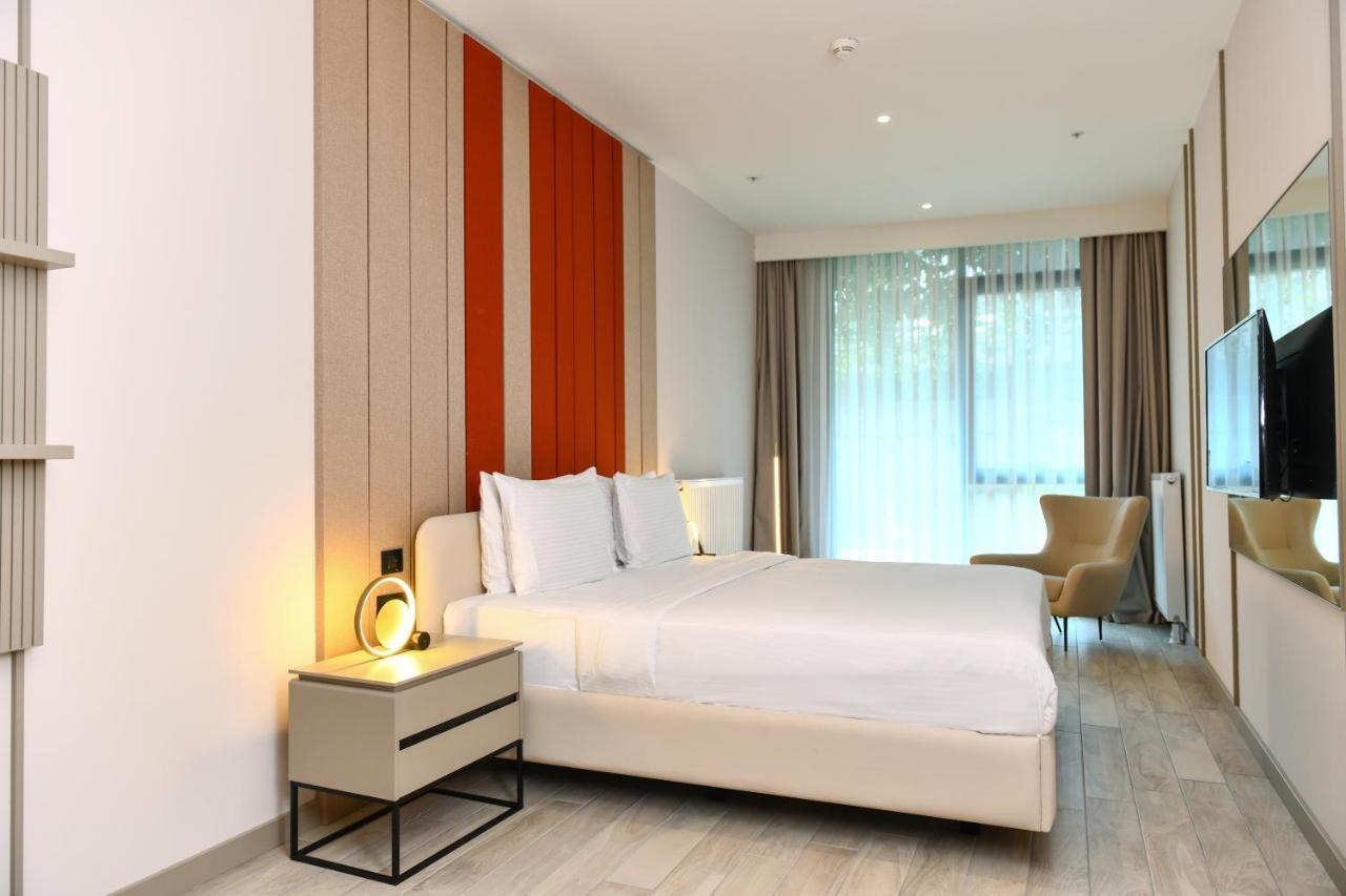 Spacious Two Bedroom Apartment