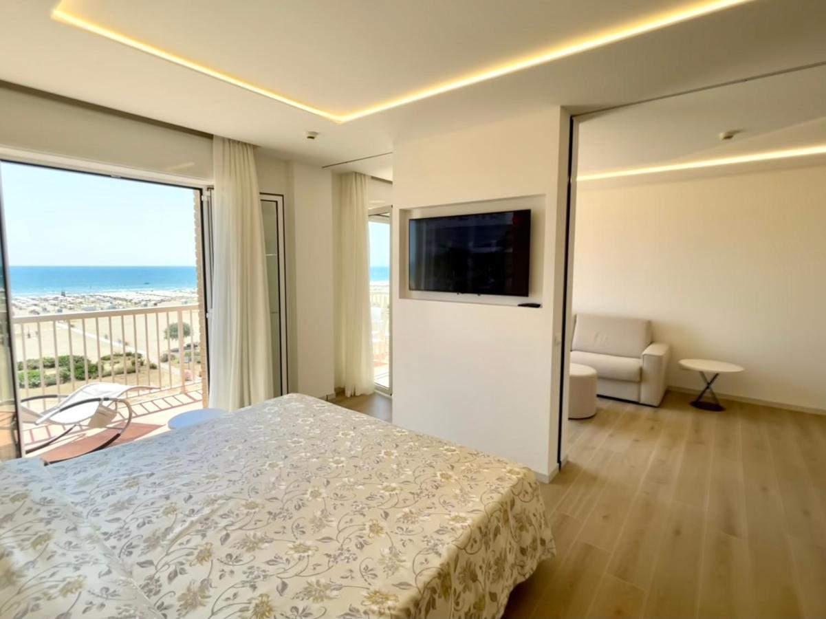 Suite with Sea View,1315386100:JPEG