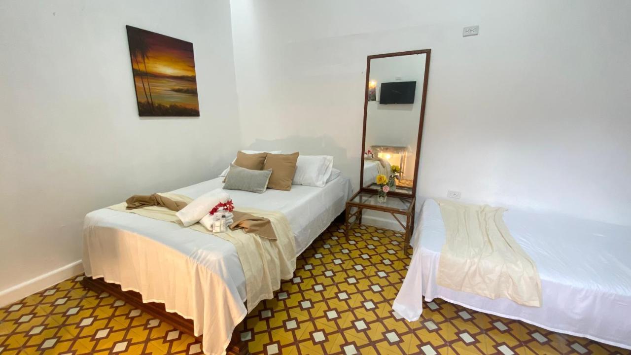 Habitación Doble con baño compartido