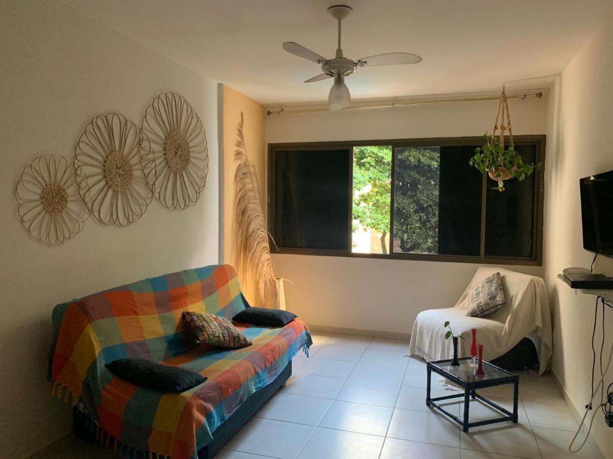 Apartamento com Vista da Piscina