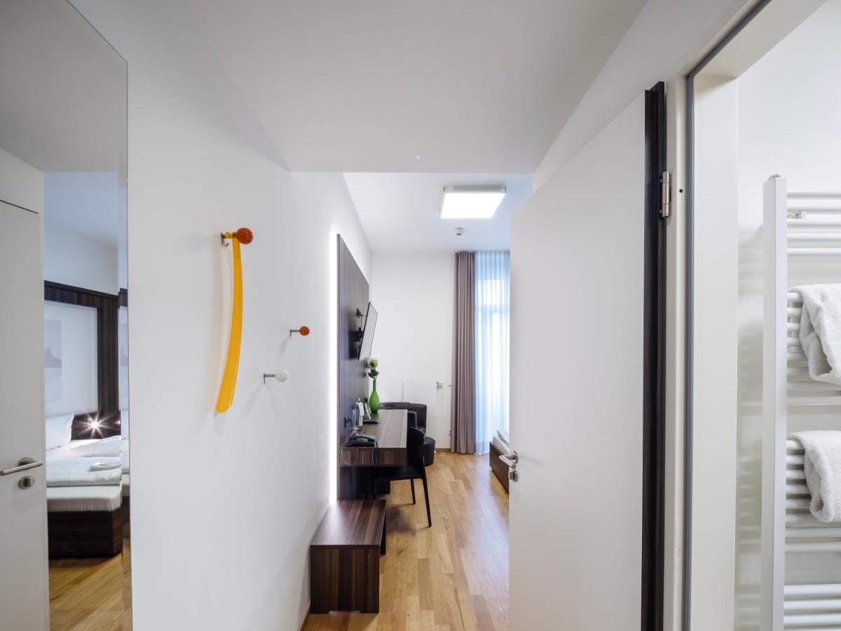 Double Room Balcony,1394795315:JPEG