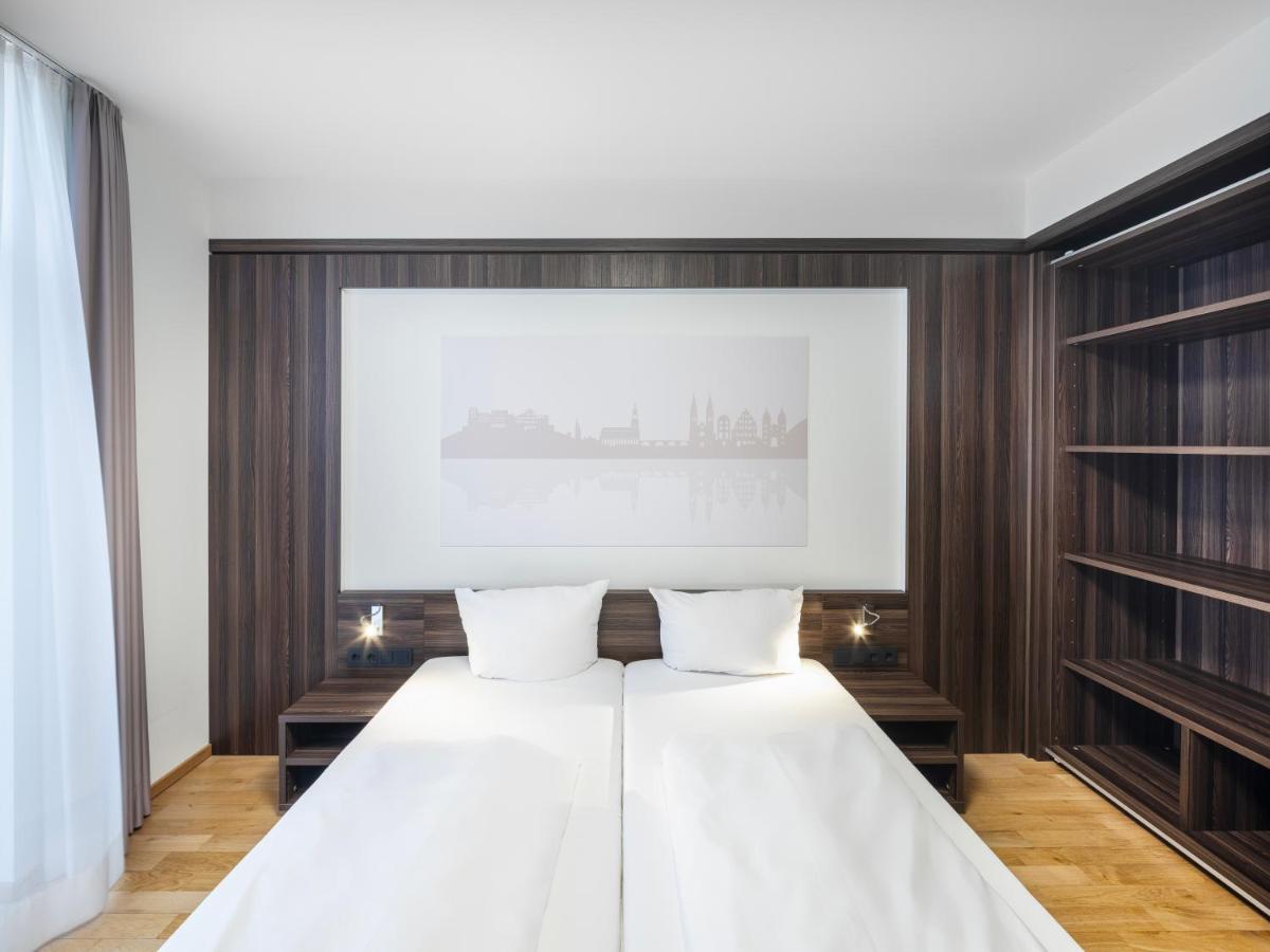 One-Bedroom Apartment,1394822303:JPEG