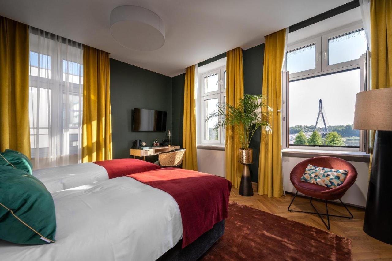 Deluxe Twin Room,1466444660:JPEG