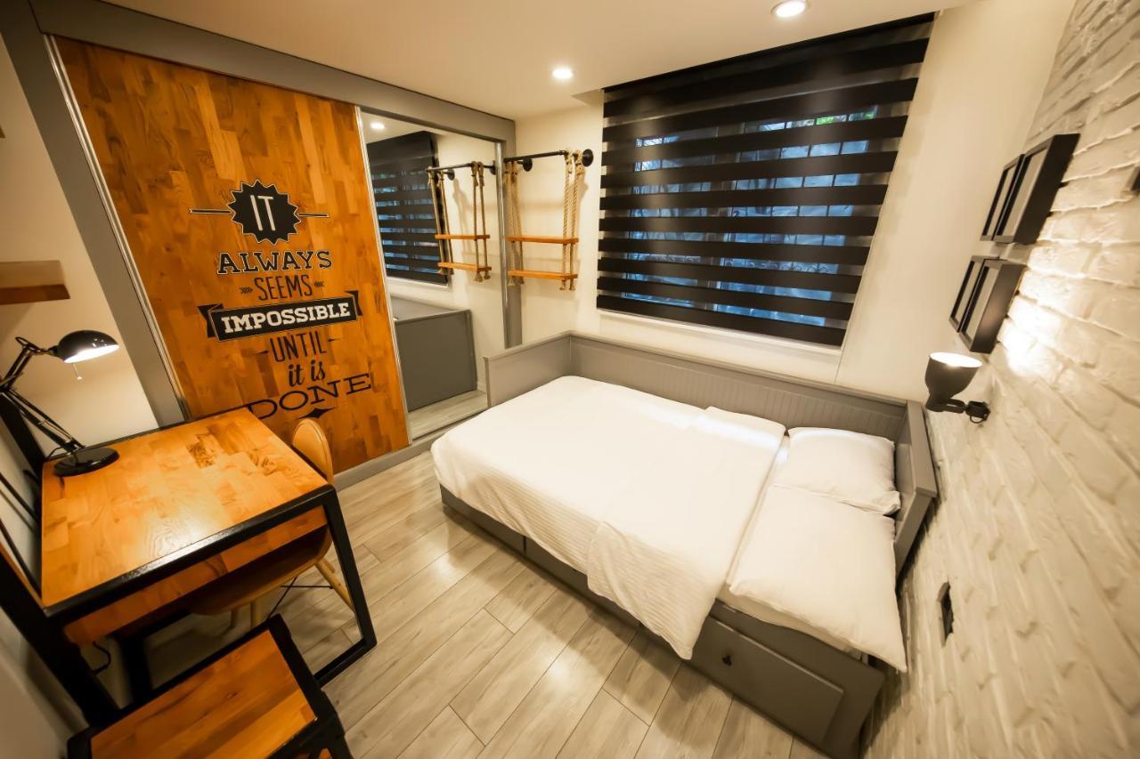 Two-Bedroom Suite,1480519697:JPEG