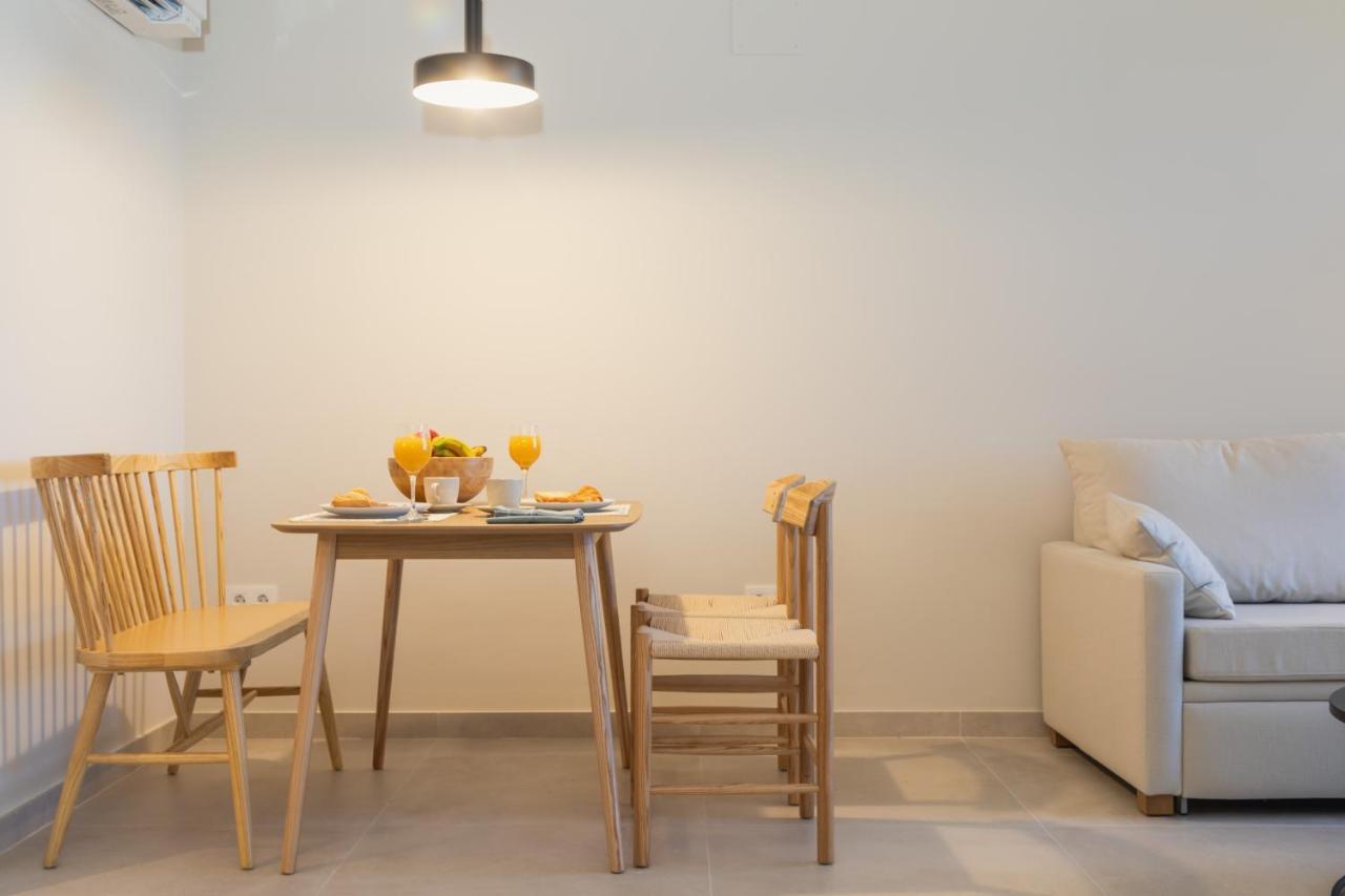 Studio with Partial Sea View,1481443703:JPEG