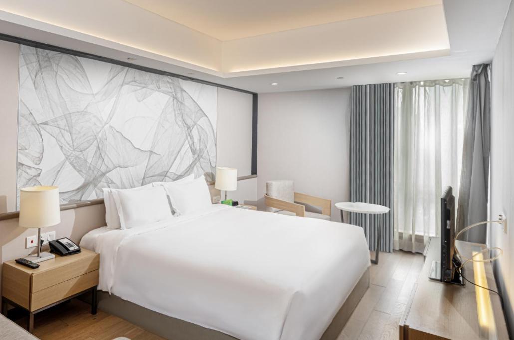 Two Bedroom Deluxe Suite,1553037259:JPEG