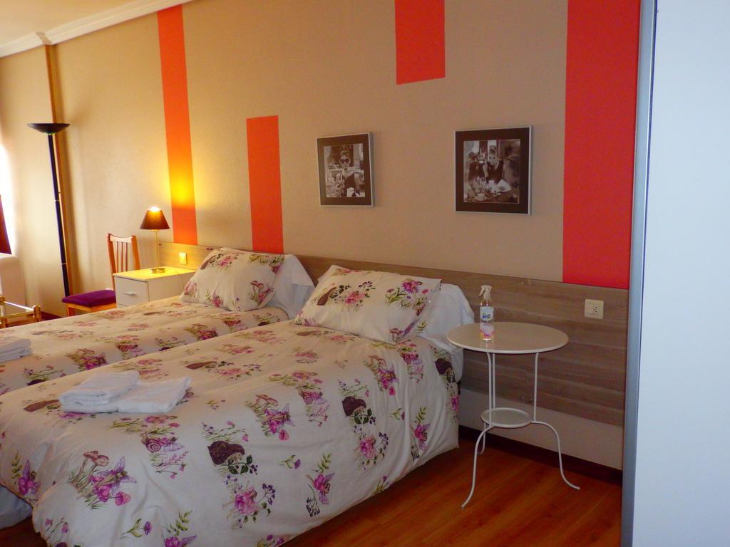 Twin Room,153921427:JPEG