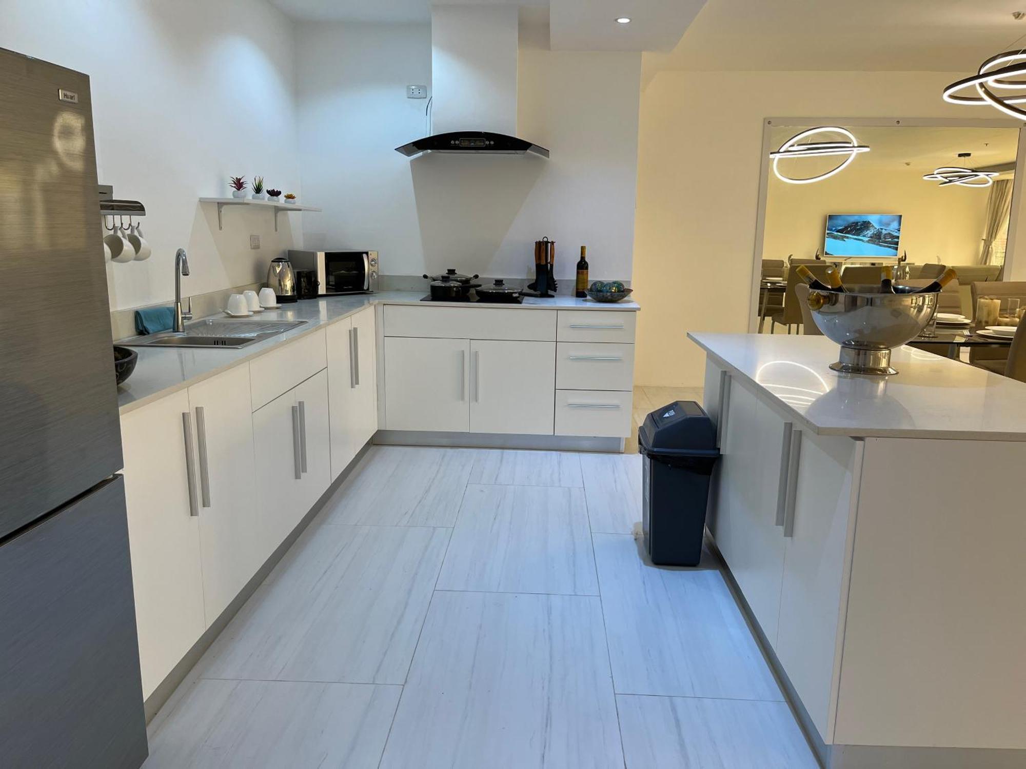 Three-Bedroom Apartment with Balcony