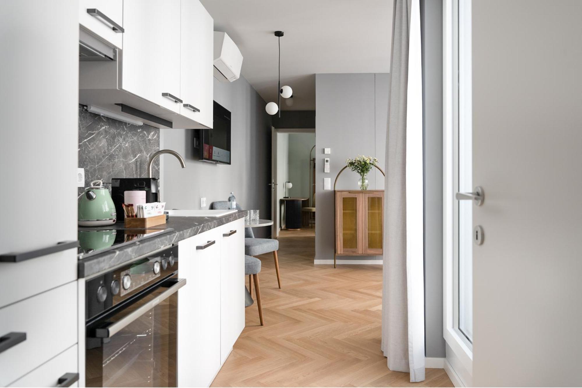 1 Bedroom Apartment