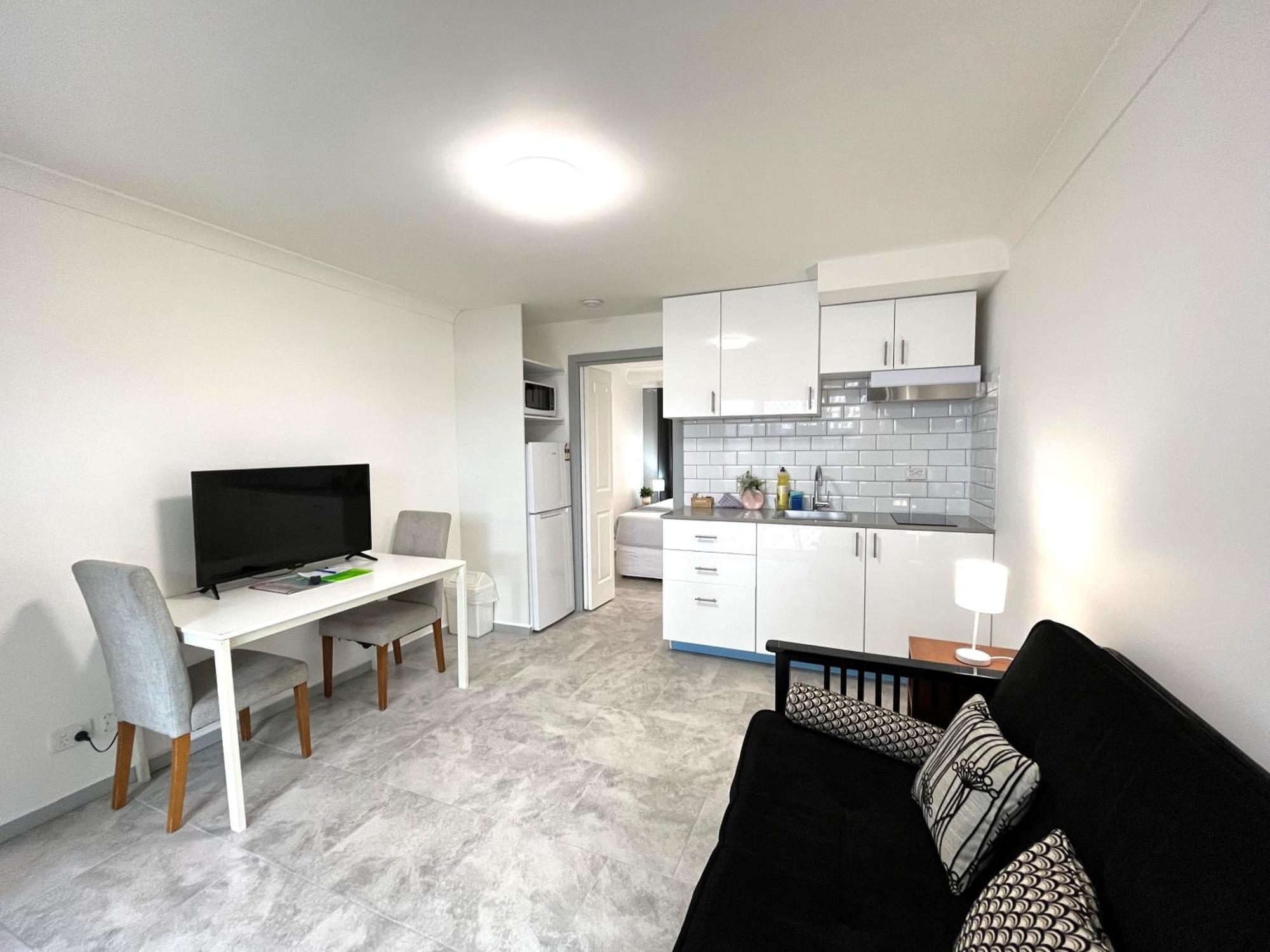 One-Bedroom Apartment with Sofa Bed