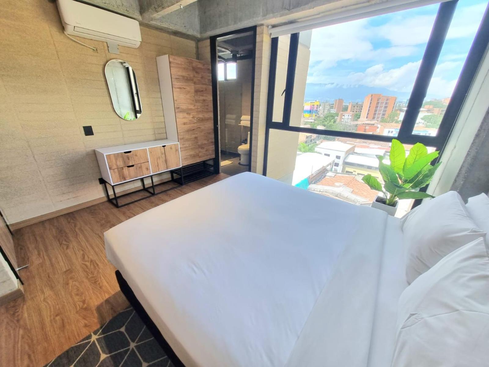 Estudio con 1 cama grande