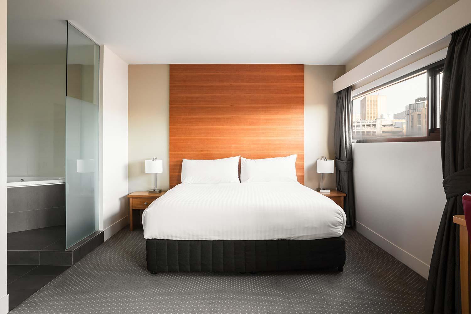 Executive Spa Apartment with Free High Speed WiFi