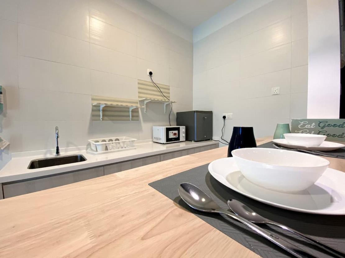 One-Bedroom Apartment,1557174580:JPEG