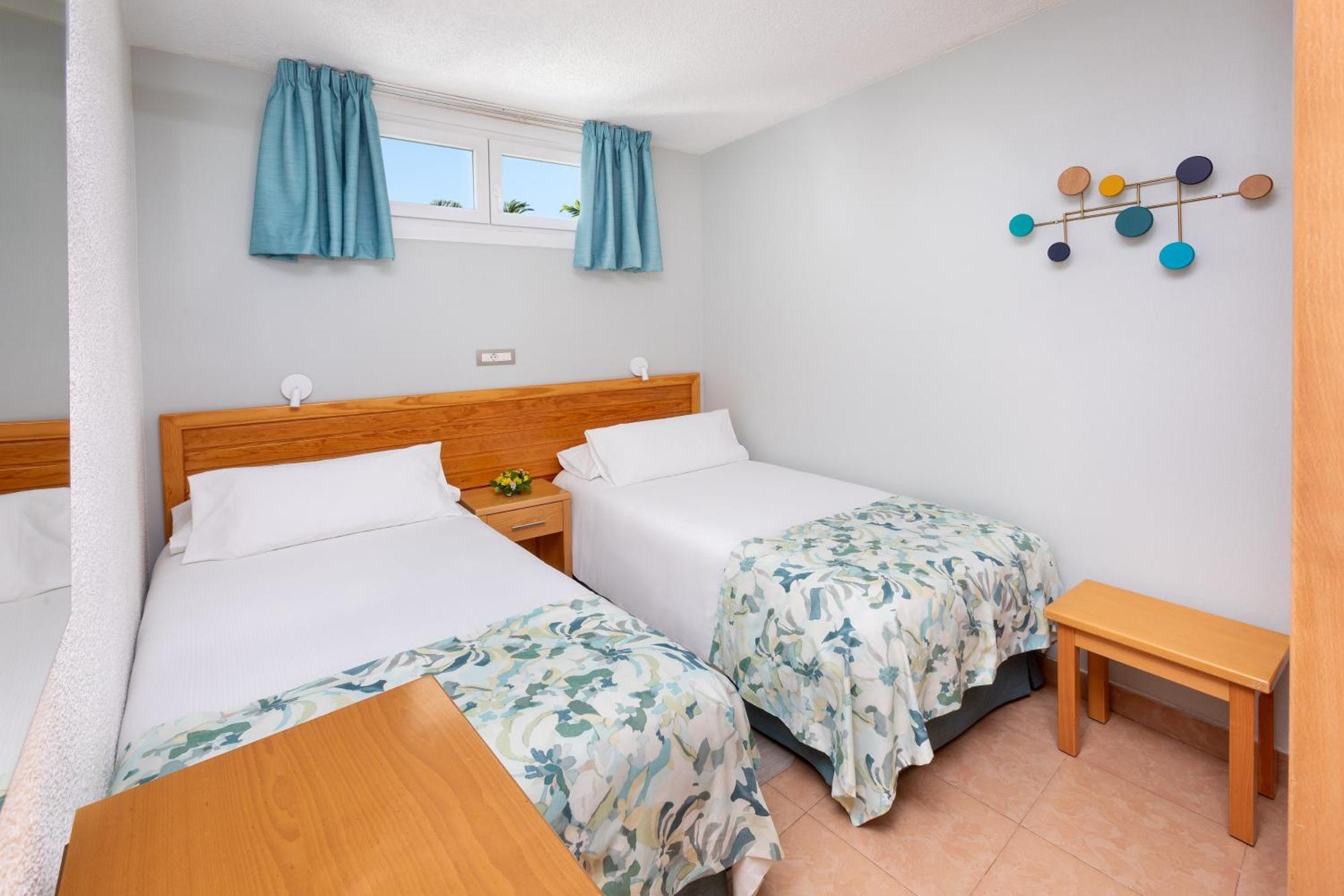 One-Bedroom Apartment,1586107204:JPEG