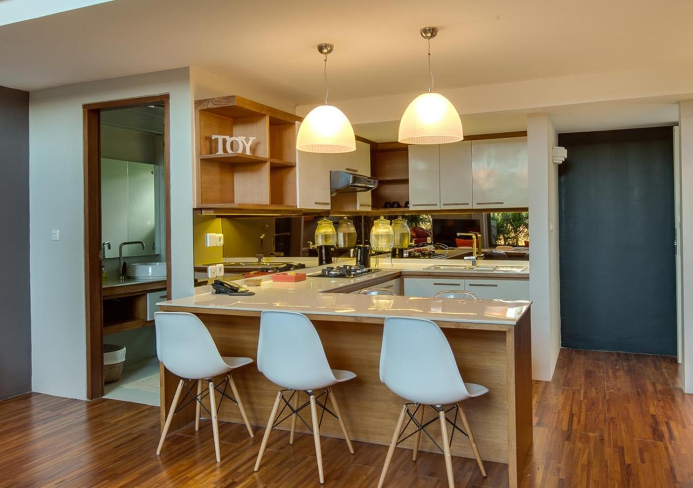 One-Bedroom Apartment Sleep