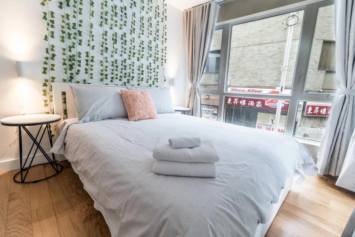 Two-Bedroom Suite,1559044090:JPEG