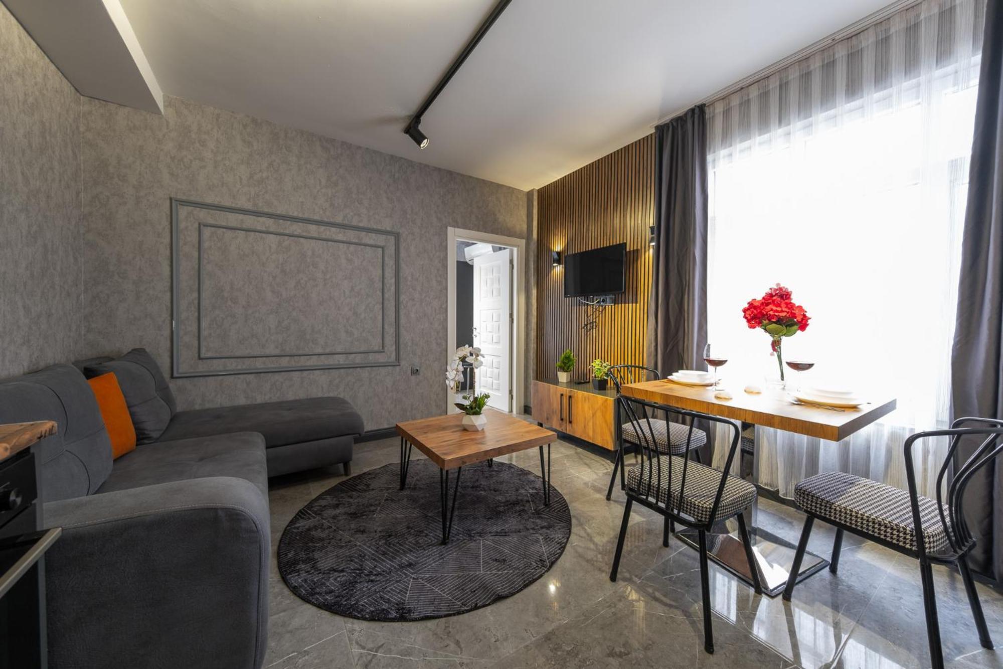 Standard Suite