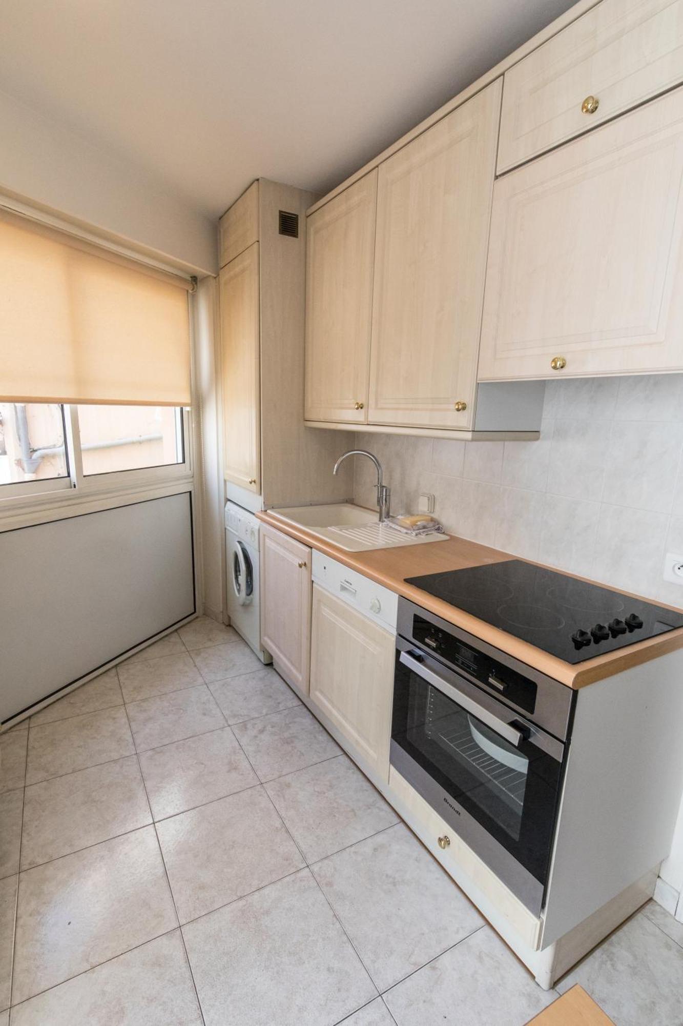 One-Bedroom Apartment,1603729555:JPEG